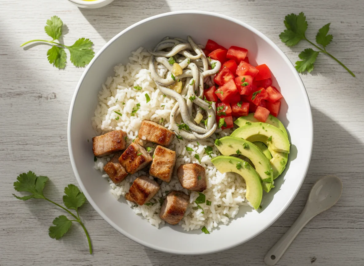 Bowl de arroz con cerdo, gulas, tomate y aguacate photo