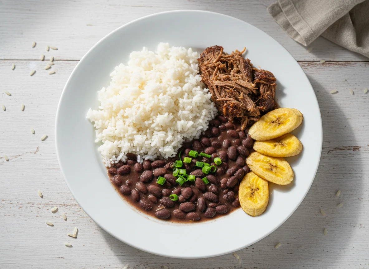 Prato de Carne, Arroz, Feijão e Banana photo