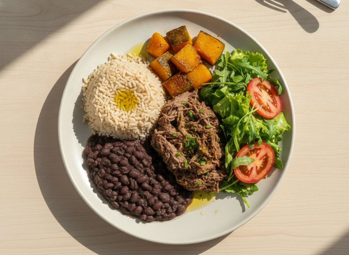 Prato Feito Brasileiro com Carne Desfiada e Abóbora photo